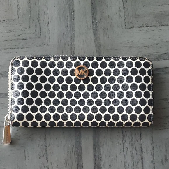 Michael Kors Black and White Polka Dot Wallet - Picture 5 of 14